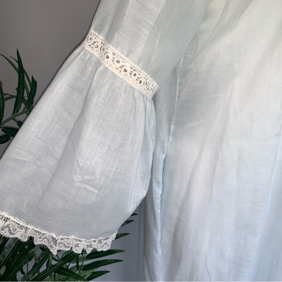 v i n t a g e :: Cottagecore Embroidered Floral Lace Crochet Nightgown ILGWU - Picture 13 of 14